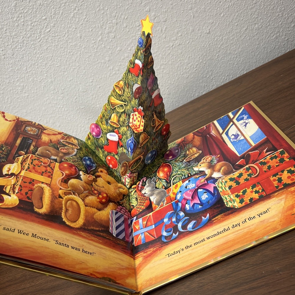 Pop Up The Christmas Surprise: A Classic Mouse Family Tale (Kidsbooks, 2006) - Picture 14 of 14